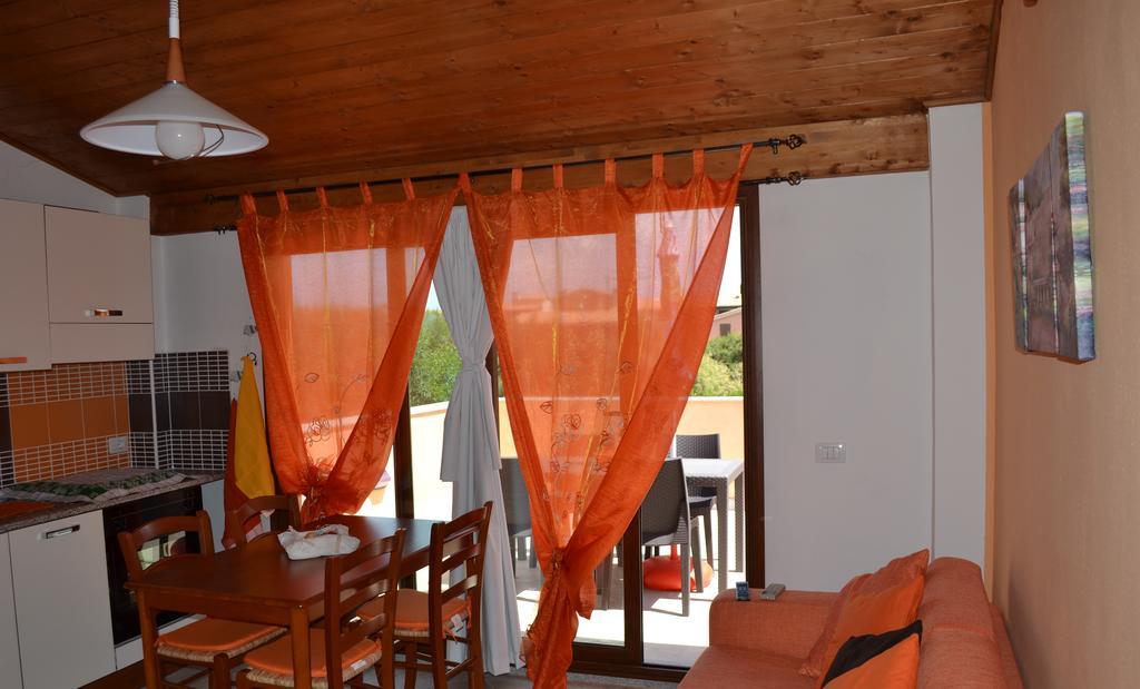 Apartments Mimose Badesi Rom bilde